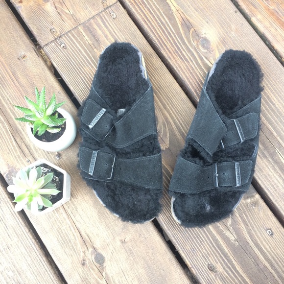 fuzzy black birkenstocks